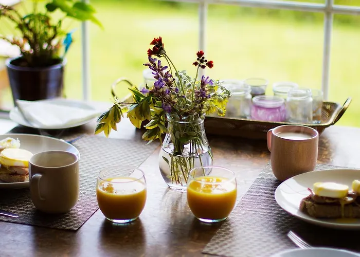 Bed & Breakfast Mulvarra House